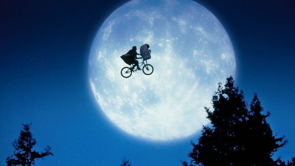  E.T. the Extra-Terrestrial 