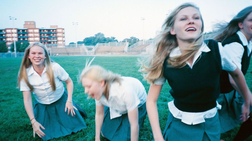  The Virgin Suicides 